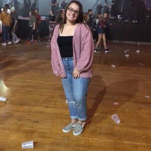 Meet your Posher, Madisson